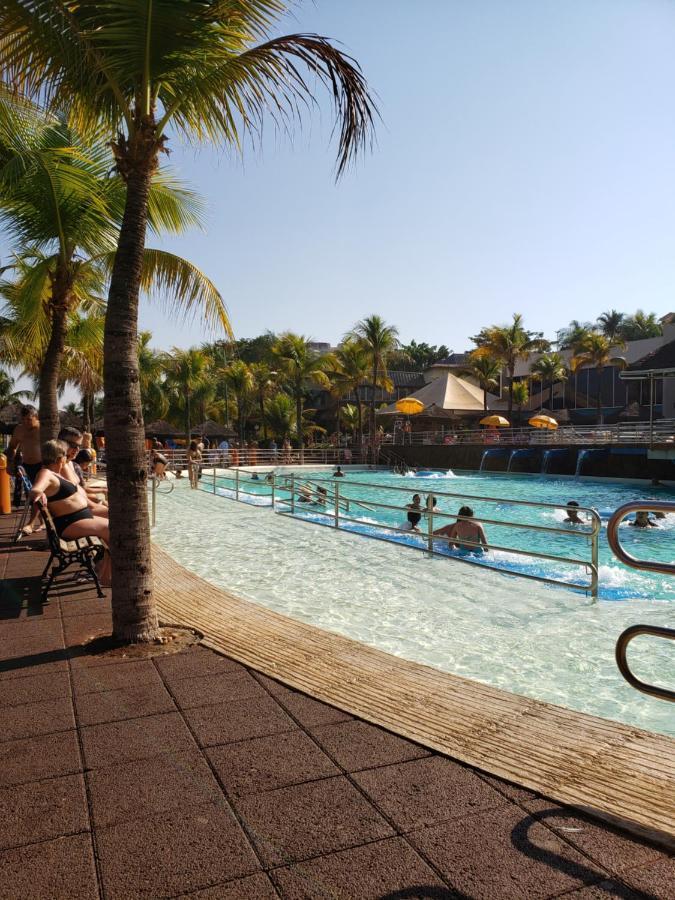 فيلا Casa Temporada Olimpia 8 Pessoas Com Piscina المظهر الخارجي الصورة